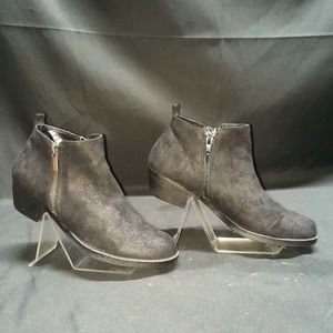 Carlos by Carlos Santana Brie Black Brushed Suede Ankle Boots 7.5